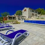 Villa Natura